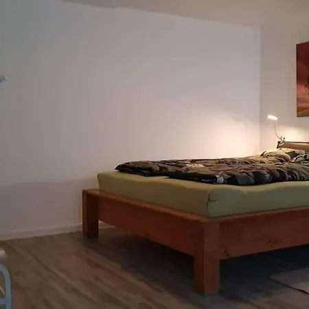 - Charmant, Gemuetlich & Zentral Apartment