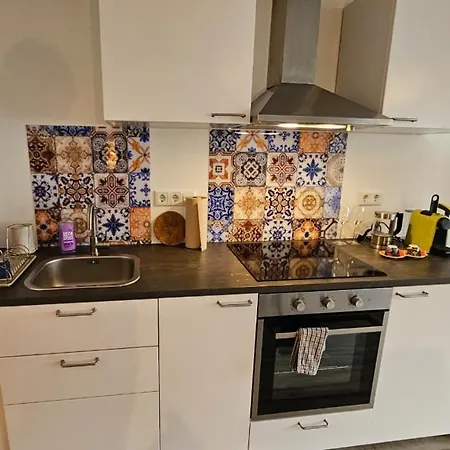 - Charmant, Gemuetlich & Zentral Appartement